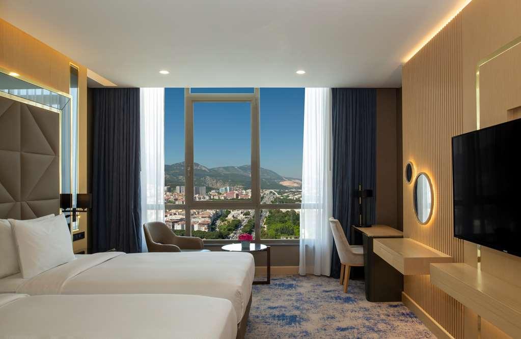 Hotel Doubletree By Hilton Manisa Chambre photo