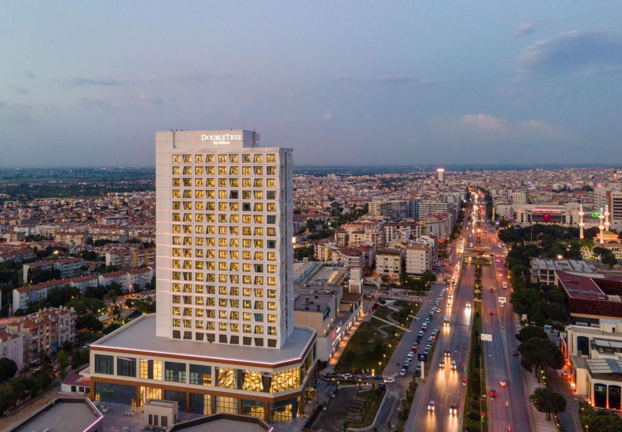 Hotel Doubletree By Hilton Manisa Extérieur photo