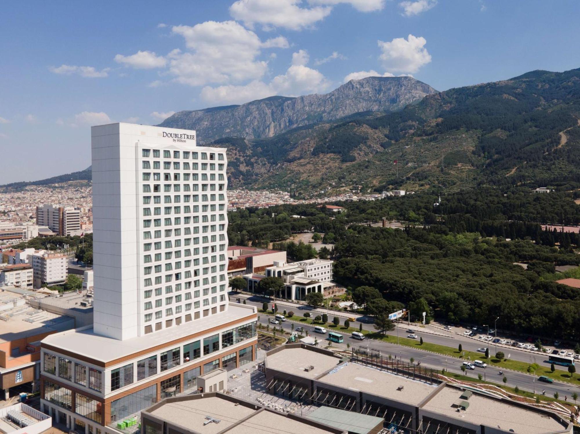 Hotel Doubletree By Hilton Manisa Extérieur photo