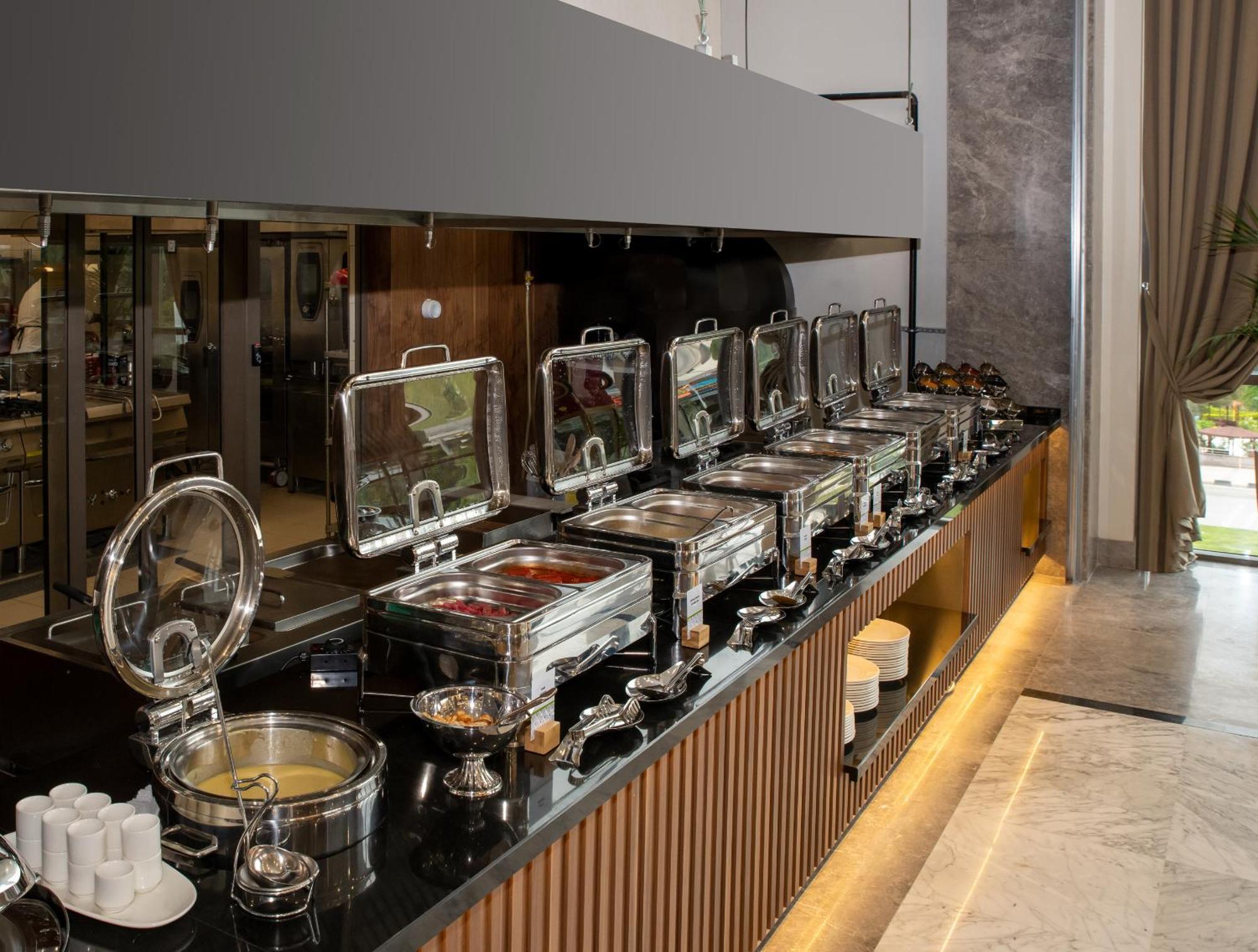 Hotel Doubletree By Hilton Manisa Extérieur photo